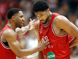 רגלנד. בכורה בליגה (אלן שיבר)