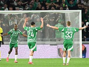 ושלומי אזולאי שחרר בעיטה אדירה פנימה (ברני ארדוב)