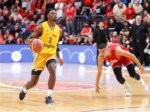 המשחק החל בקצב נהדר (אלן שיבר)