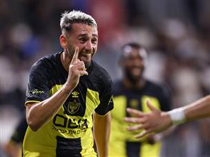 אצילי נתן לה שער ניצחון ווינרי (צילום: מאור אלקסלסי)