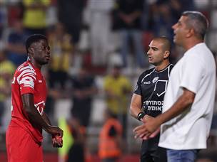 בערב משונה מאוד בדוחא (מאור אלקסלסי)