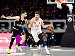 ואסיליה מיציץ` צמצם את ההפרש (Fabio Patamia/Getty Images)