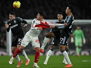 קרב עיקש (GETTY)