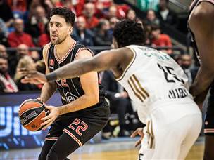 אבל במחצית השנייה מיציץ` השתחרר (צילום: עודד קרני)