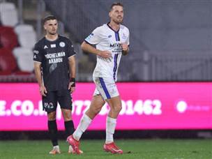 קוסטה הצטרף לחגיגה (מאור אלקסלסי)