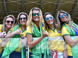 את נערות האלה נראה גם בהמשך (gettyimages)