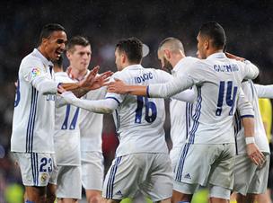 הפער בפסגה: 4 נקודות (Getty)