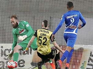 רק עמוס מנע מבוכה (אלן שיבר)