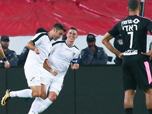 צמד נהדר. שכטר (דני מרון)