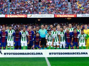 זוכרים את קורבנות הפיגוע (Getty)