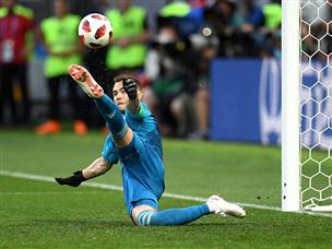 ואקינפייב הציל גם את הבעיטה של אספאס (getty)