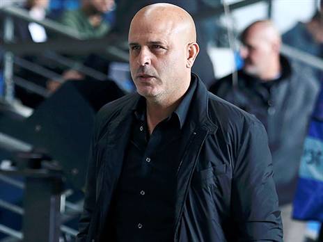 אבוקסיס זקוק לניצחון היום. (שיבר)