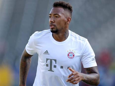 בואטנג מצטרף למחאה (getty)