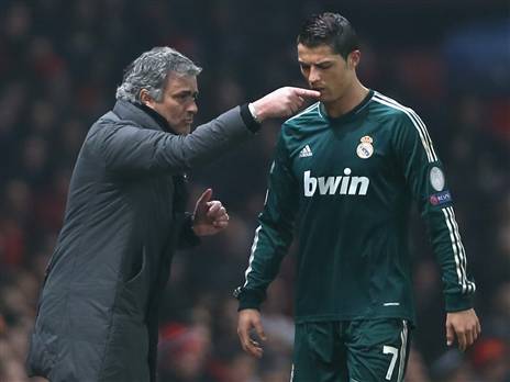 מוריניו ואחד השחקנים ה"לא רעים" שאימן (Getty)