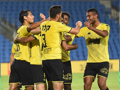 נתניה פתחה בסערה (ברני ארדוב)