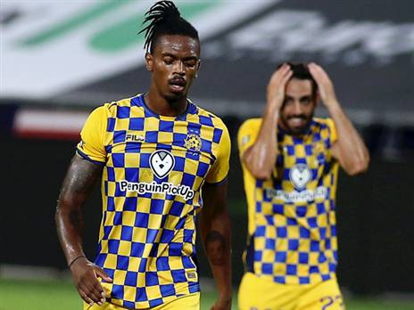 איביץ' הבין כי הסגל עומד להשתנות. אמאדור (אלן שיבר)