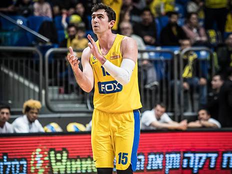 "גאה באבדיה", כהן מפרגן לכוכב הצעיר (עודד קרני)