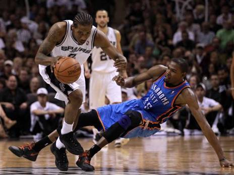 בא לשכונה בחור חדש (GETTY)