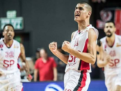 מדר. הופך למנהיג של הפועל ת"א (מנהלת הליגה)