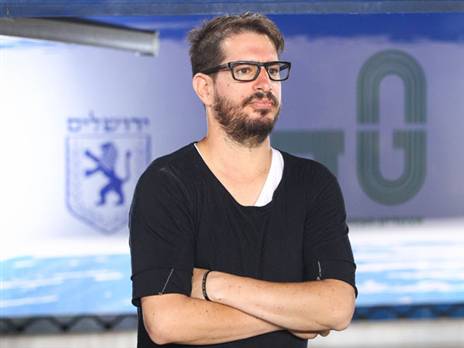 חוגג. איבד סבלנות (אלן שיבר)