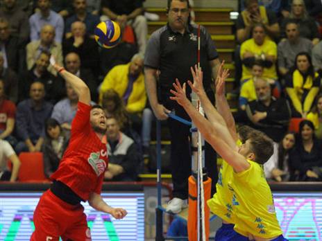 חוזרים להתעופף (באדיבות איגוד הכדורעף)