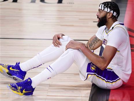 דייויס. זרק פעם אחת בלבד כל הרבע האחרון (Getty)