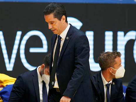 מאמן ההגנה בבעיה (אלן שיבר)