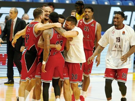 ניצחון חוץ נדיר בת"א (אלן שיבר)