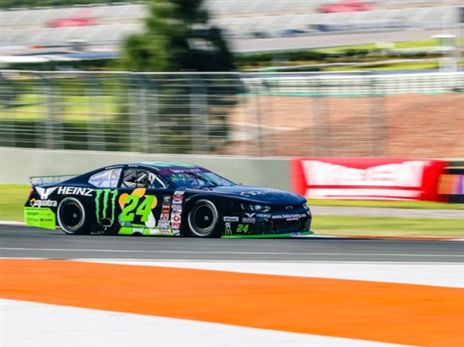 תואר שלישי בארבע שנים. מדהים (צילום: Nascar Whelen Euro Series)