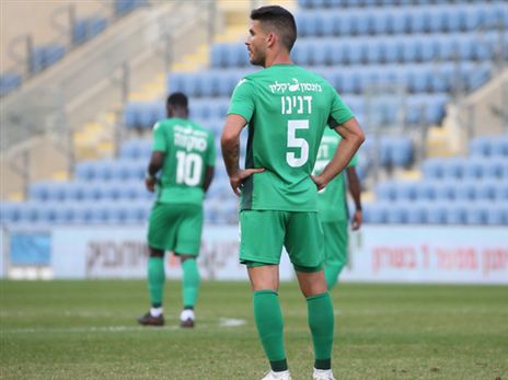 "אשמתנו בלבד". שחקני כפ"ס בתום ההפסד (צילום: אודי ציטיאט)