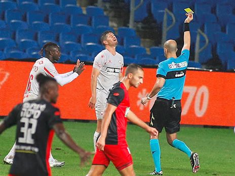 בר נתן. "חציית קו אדום" (אלן שיבר)