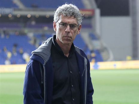 בלי סנטימנטים. גולדהאר (אלן שיבר)