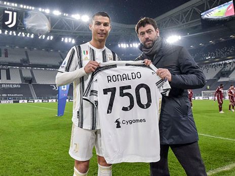 רונאלדו ואניילי, ייפגשו בקרוב? (getty)