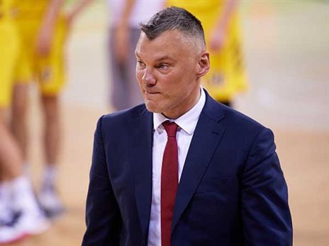 שאראס. מפגש מרגש עבור המאמן הליטאי (Getty)