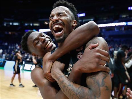 אנגולה במכללות. הגשים חלום (Getty)