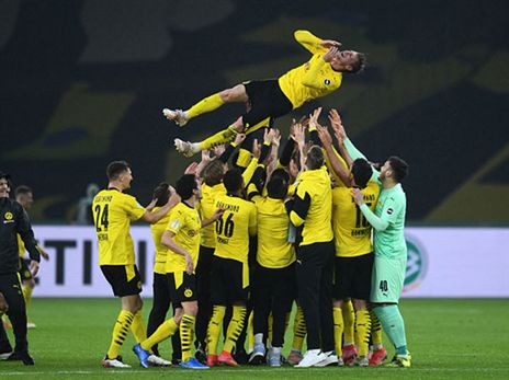 פישצ'ק מונף באוויר (Getty Images)