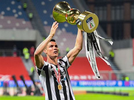 רונאלדו לא הורגש כל כך, אבל גם כן חגג זכייה (getty)