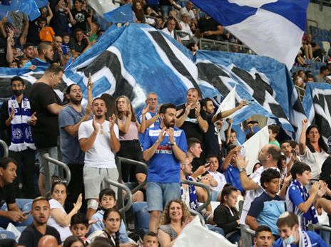 הקהל עשה שמח במושבה (אודי ציטיאט)