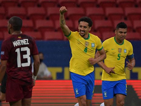 הבלם כבש את שערו השלישי במדי ברזיל (GETTY)