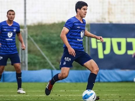 "הצבא לא עוזר להצליח ולהשתפר מדי יום". נידם (האתר הרשמי)