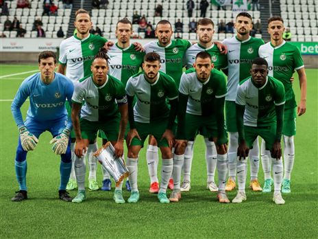 שחקני חיפה. ישכחו מההפסד בטורשאבן? (האתר הרשמי של מכבי חיפה)