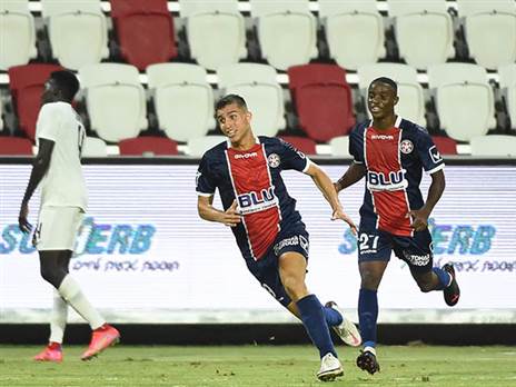 זוכה למחמאות. נחמני (ברני ארדוב)