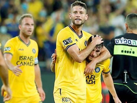 20:30: המשחק המרכזי (צילום: אלן שיבר)