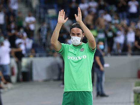 ארד. מקבל עדיפות בהגנה (דני מרון)