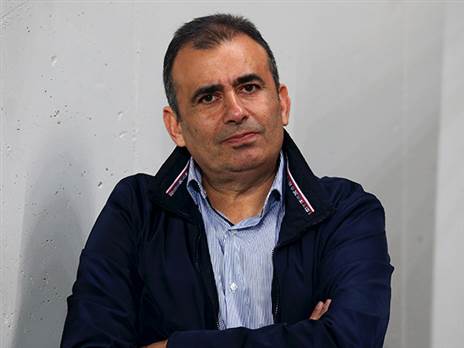 איציק ניסנוב. מאמין מאוד בגוטליב (אלן שיבר)