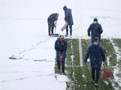 נסיונות הפינוי לא צלחו (GETTY)