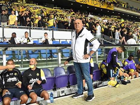 כרטיס שלא לצורך יביא תגובה (ברני ארדוב)