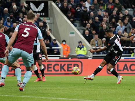 קאלום ווילסון כובש. אולי יגיע לניצחון ראשון העונה (Getty)