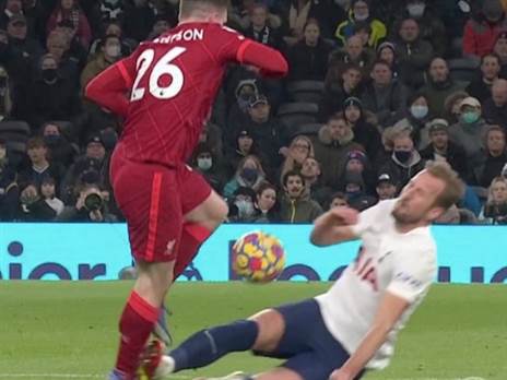 הכניסה של קיין ברוברטסון. איפה ואיפה