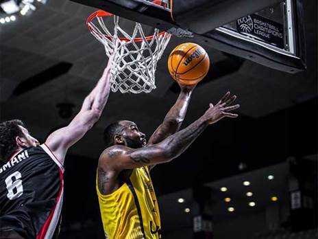 הוביל את הקאמבק (FIBA)